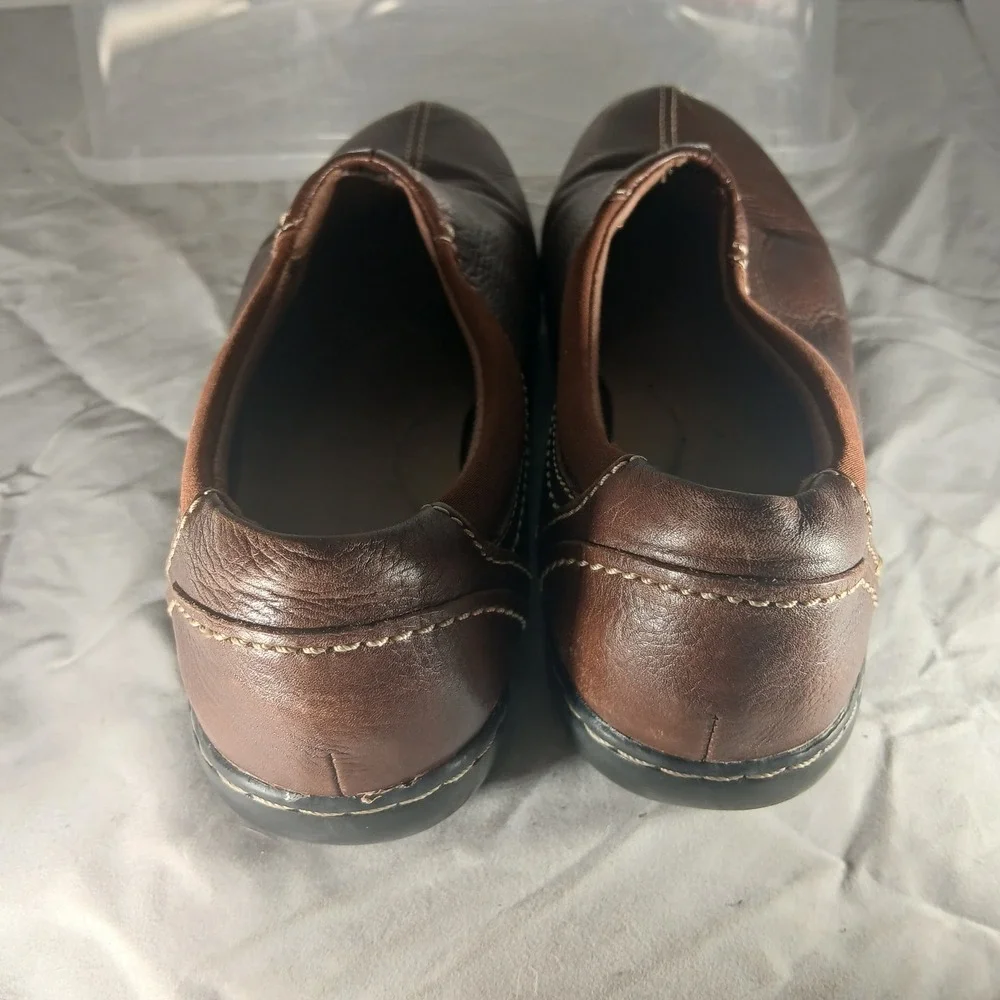 Clarks Collection‎ Women Brown Leather Slip On Loafers Comfort Shoes Sz 9